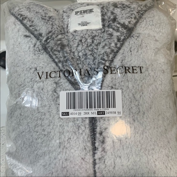 Offer$28 I’ll accept✅ PinK Sherpa cardigan sweater - Picture 3 of 4